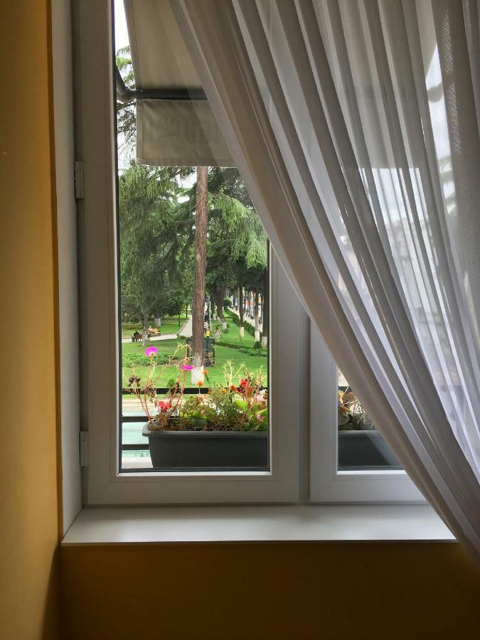 Atoneli Hotel Tbiliszi Kültér fotó