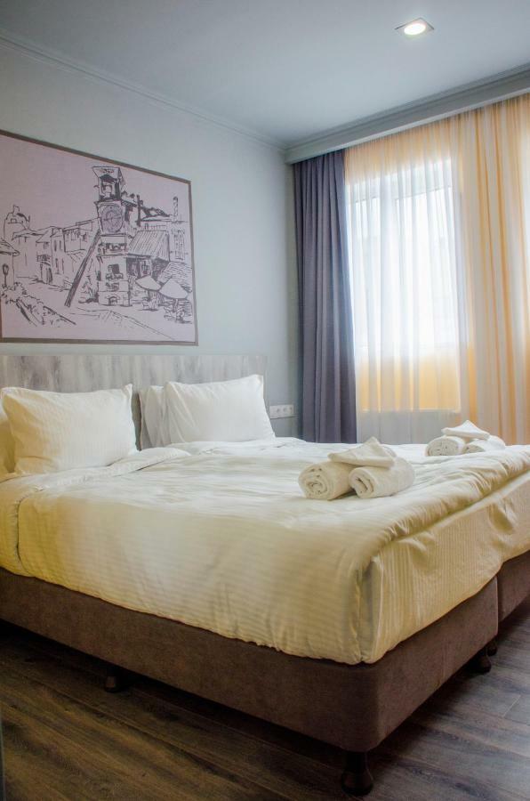 Atoneli Hotel Tbiliszi Kültér fotó