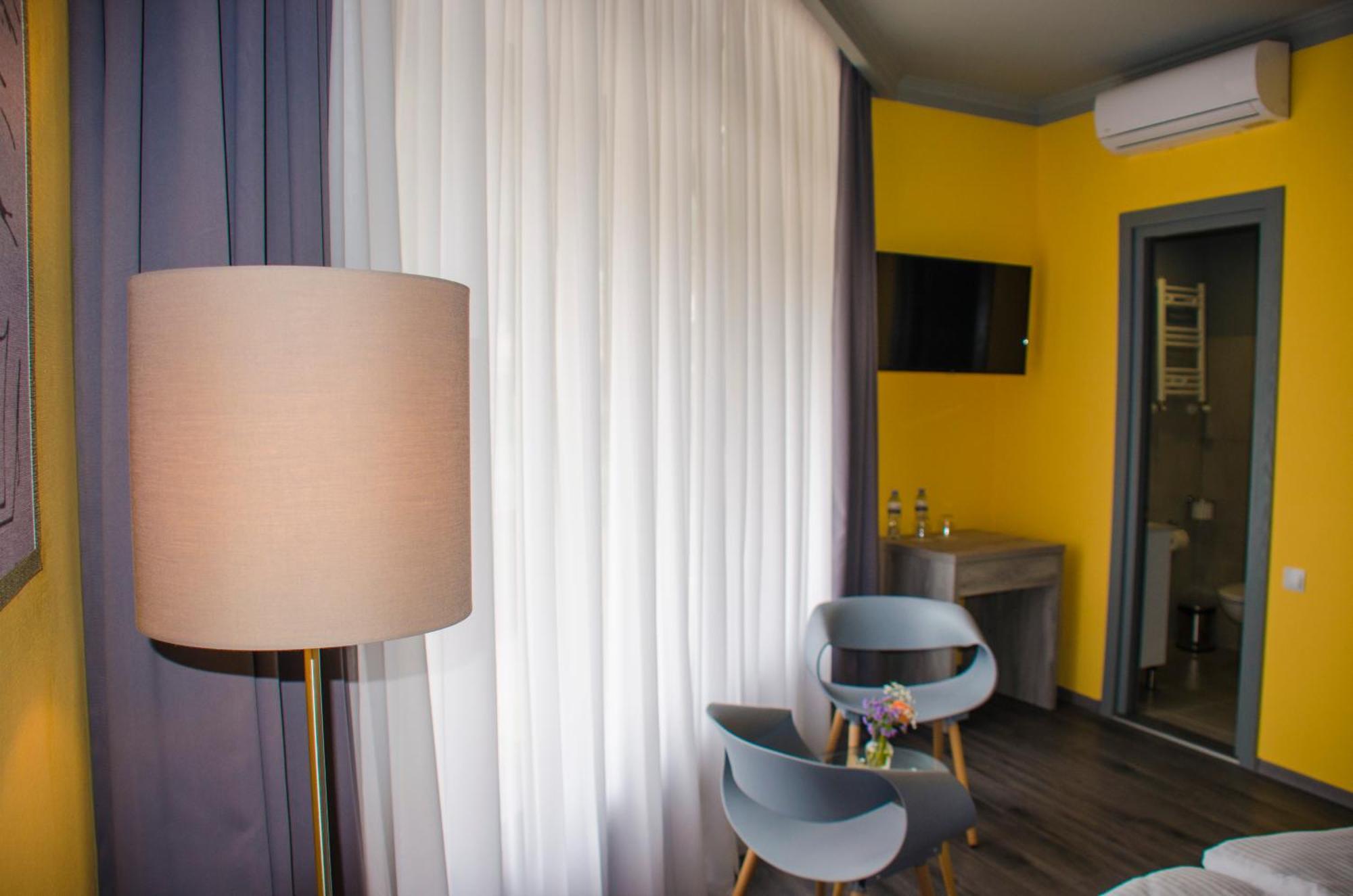 Atoneli Hotel Tbiliszi Kültér fotó